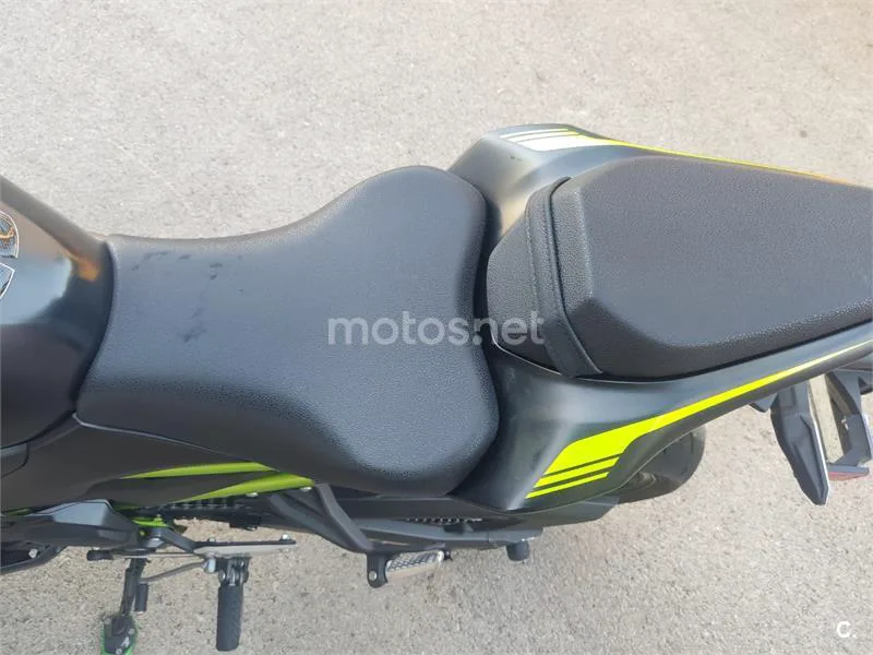 Kawasaki Z900 – Vista 13
