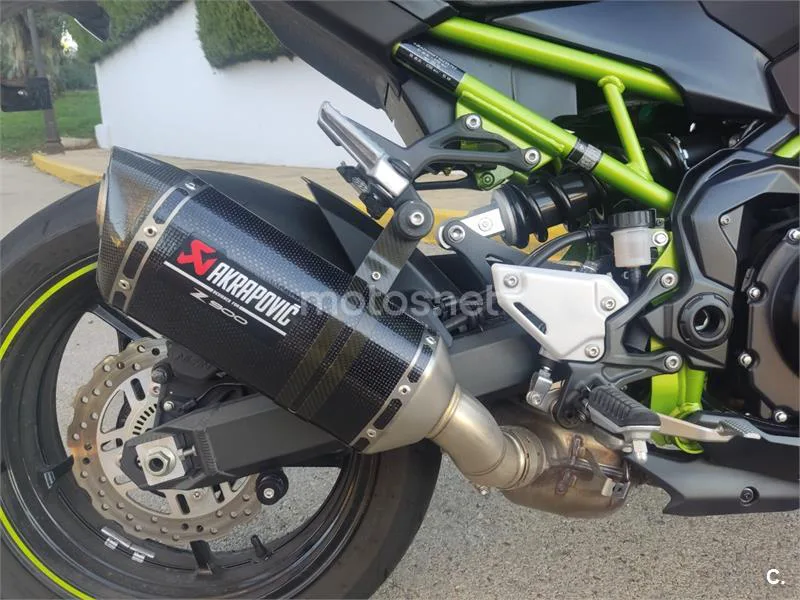 Kawasaki Z900 – Vista 7