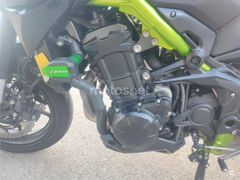 Kawasaki Z900 – Vista 10