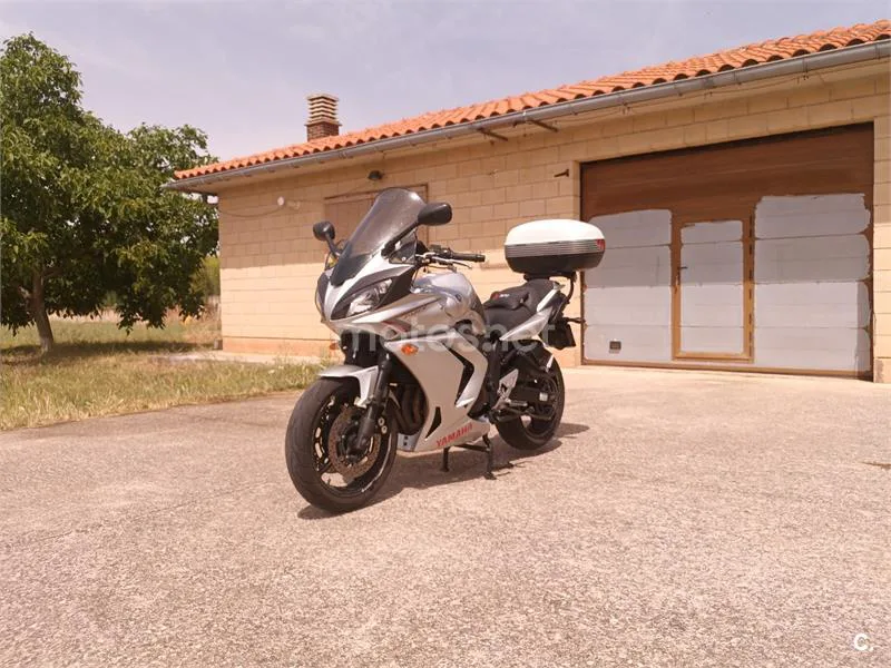 Yamaha FZ6 Fazer S2 – Vista 4
