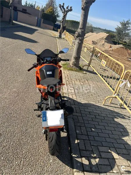 KTM RC – Vista 3