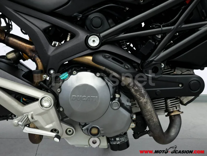 Ducati Monster 696 – Vista 5