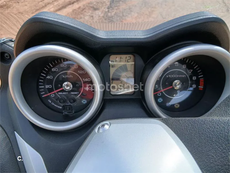 Yamaha XMAX 250 – Vista 8