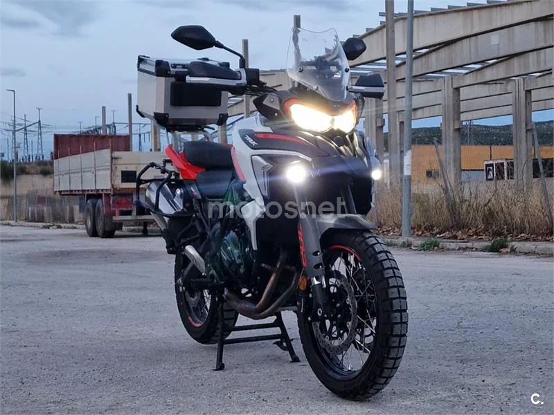 Benelli TRK 702 X – Vista 7