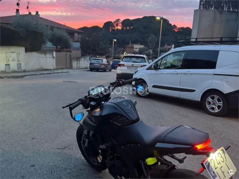Yamaha MT-125 – Vista 6
