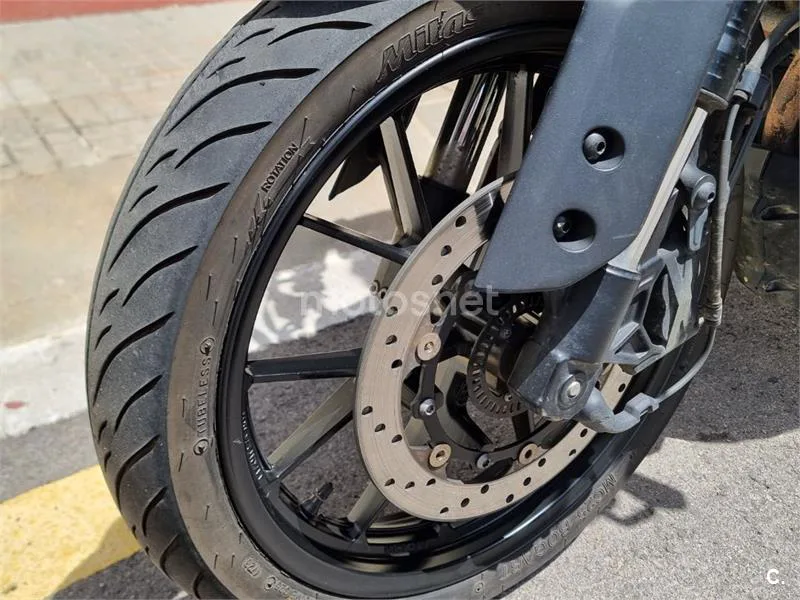 Yamaha MT-125 – Vista 9