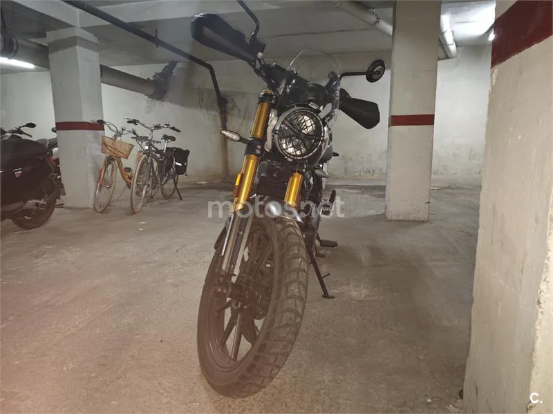 Triumph Scrambler 400 X – Vista 6