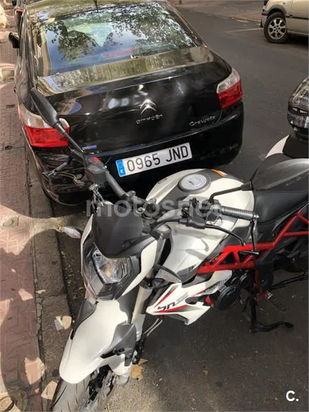 Benelli Leoncino 125 - Vista 5