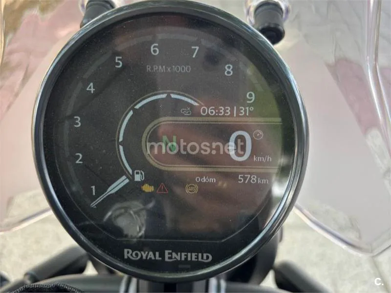 Royal Enfield Himalayan 450 - Vista 4