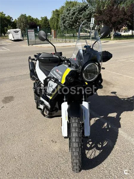 Husqvarna Norden 901 10.990 € 2024 Teruel - 1