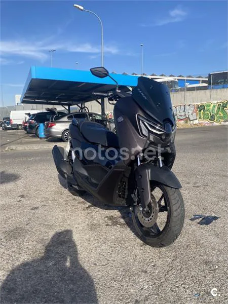 Yamaha NMAX – Vista 3