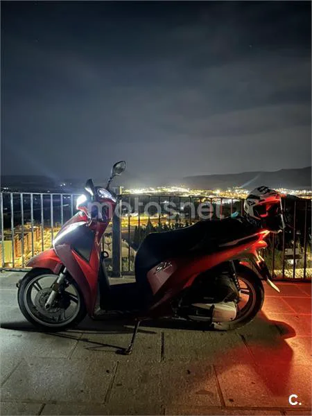 Honda SH125i 2650 € 2017 Málaga - 1