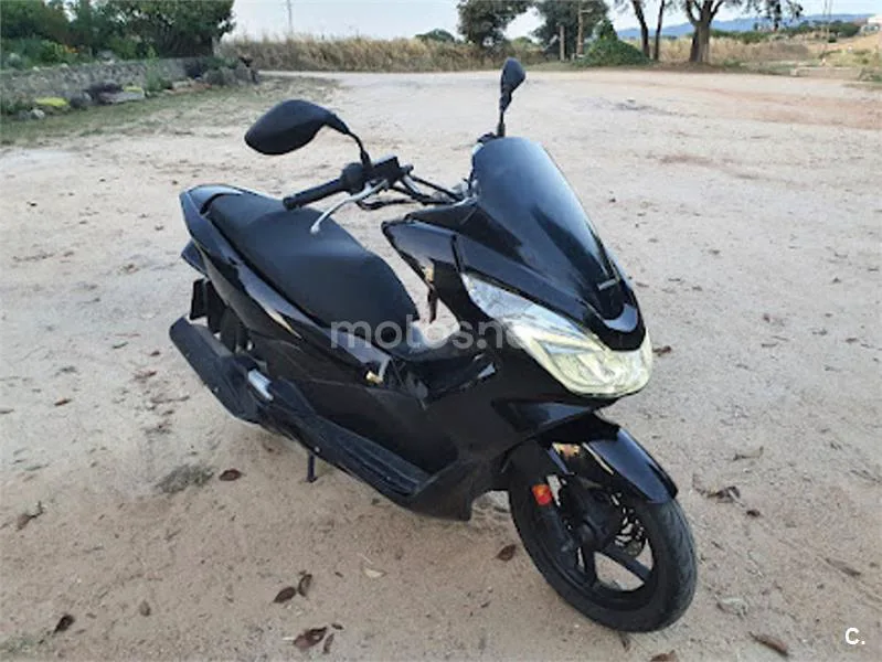 Honda PCX 125 – Vista 3