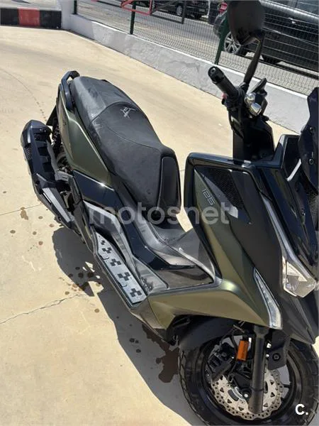 Kymco DTX 125 - Vista 5