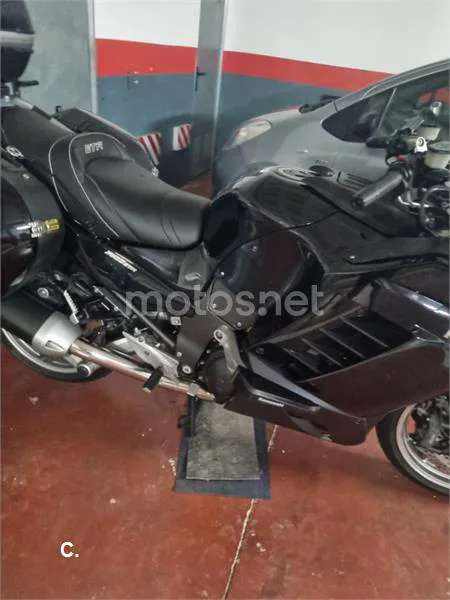 Kawasaki 1400GTR - Vista 4
