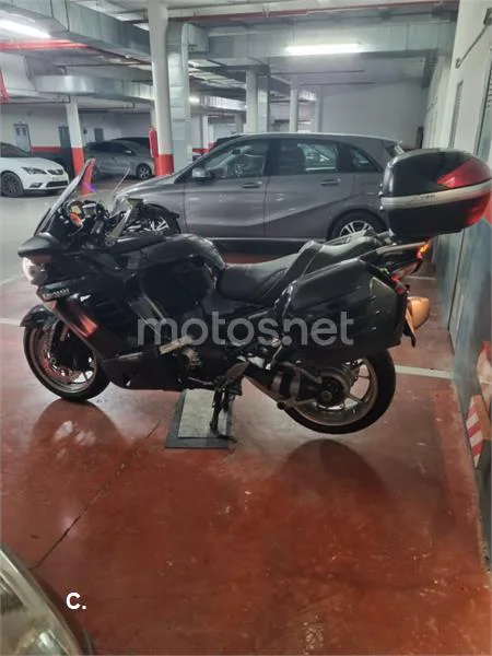 Kawasaki 1400GTR - Vista 7