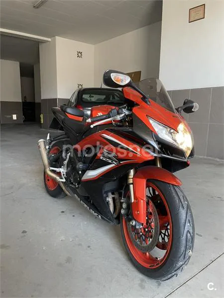 Suzuki GSX-R600 6500 € 2010 Córdoba - 1