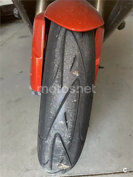 Suzuki GSX-R600 - Vista 11