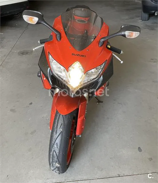 Suzuki GSX-R600 - Vista 3