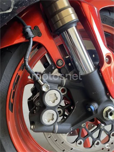 Suzuki GSX-R600 - Vista 7