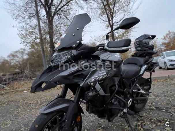 Benelli TRK 502 - Vista 4