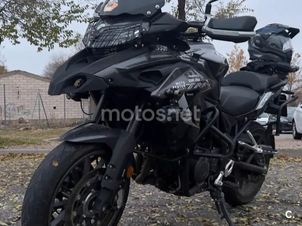 Benelli TRK 502 - Vista 5