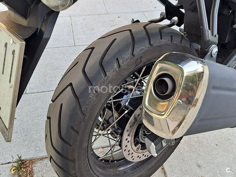 Suzuki V-Strom 650XT - Vista 9