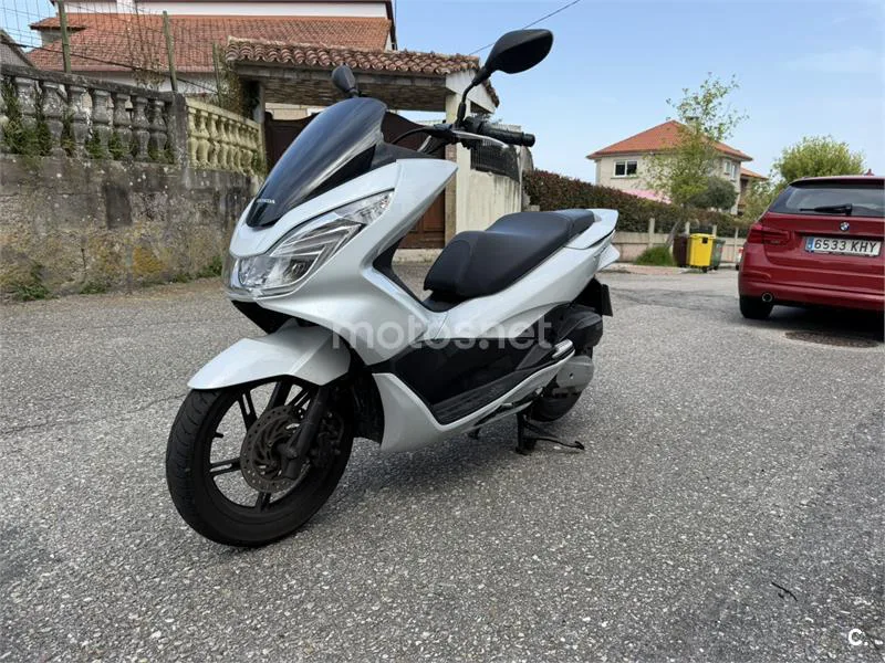 Honda PCX125 - Vista 8