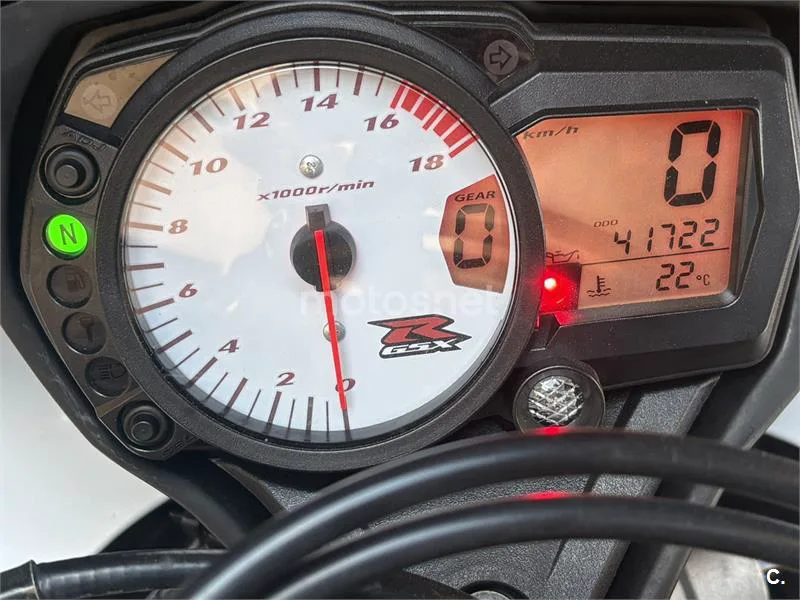 Suzuki GSX-R600 - Vista 8