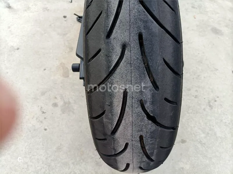 Yamaha MT-09 - Vista 3