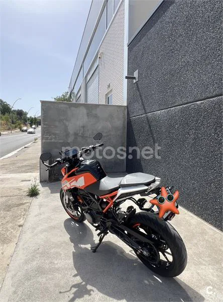 KTM 125 – Vista 5