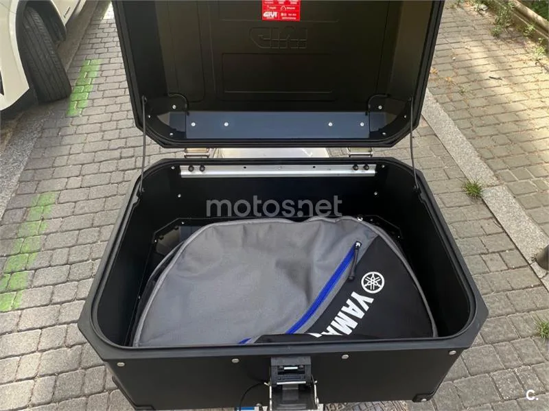 Yamaha Tracer 9 - Vista 12