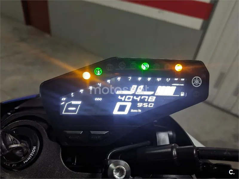 Yamaha MT-09 - Vista 4