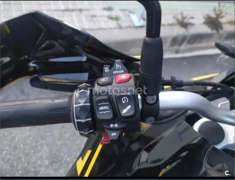 BMW F 750 GS - Vista 3
