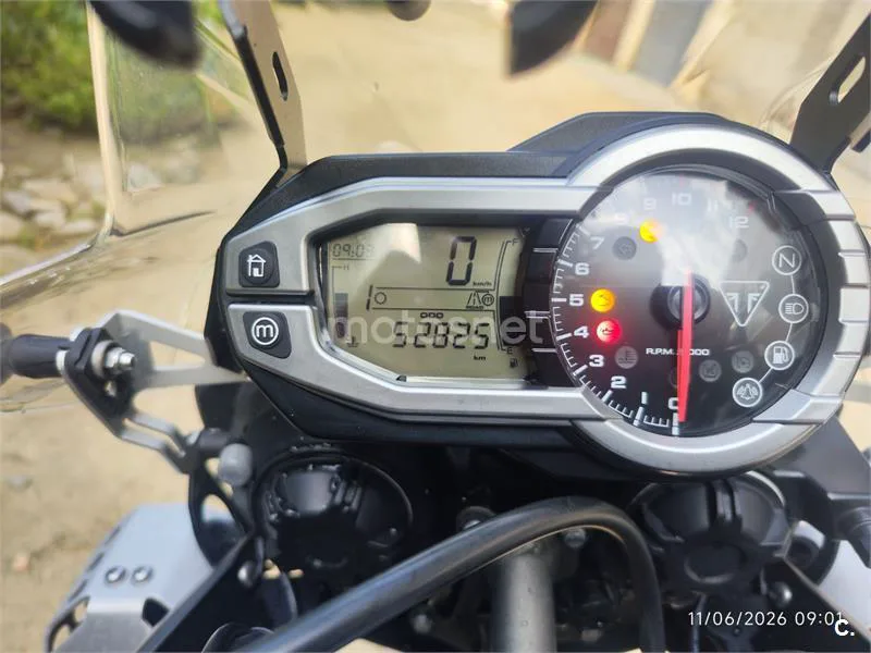Triumph Tiger 800 XR - Vista 6