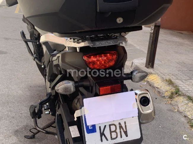 Suzuki V-Strom 650 4700 € 2017 Barcelona - 1