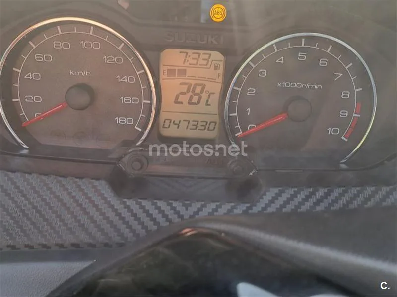 Suzuki Burgman 400 - Vista 4