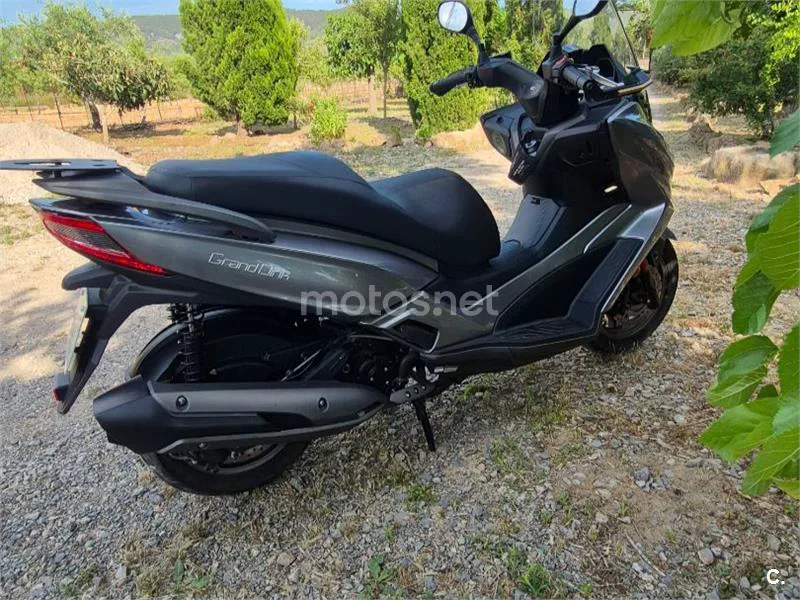 Kymco Grand Dink 300 - Vista 3