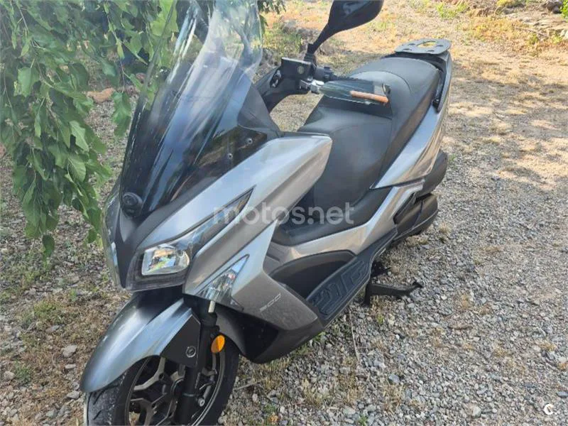 Kymco Grand Dink 300 - Vista 7