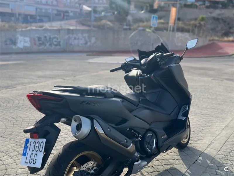 Yamaha TMAX 560 - Vista 3