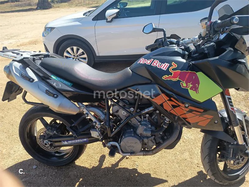 KTM 990 SM – Vista 7
