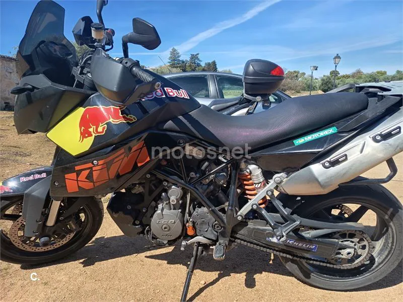 KTM 990 SM – Vista 9