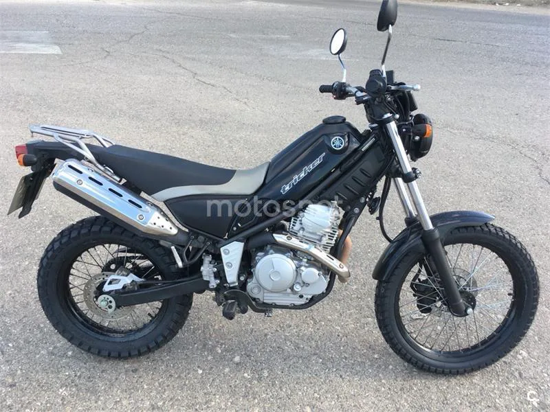 Yamaha Tricker - Vista 4