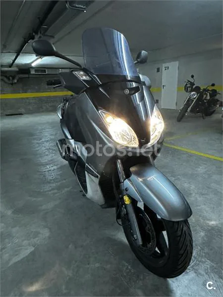 Yamaha XMAX 250 – Vista 6