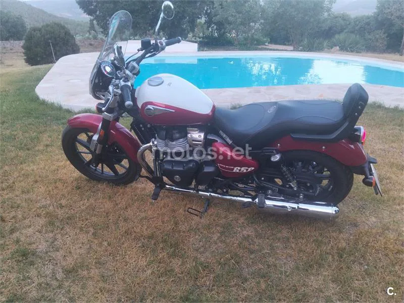 Royal Enfield Super Meteor 650 - Vista 6