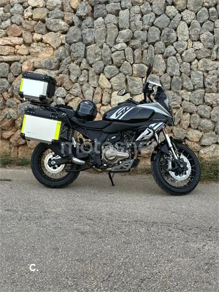 QJ Motor SRT 600 SX - Vista 3
