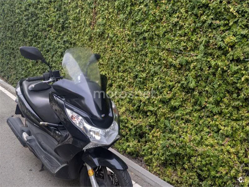Honda PCX125 - Vista 5