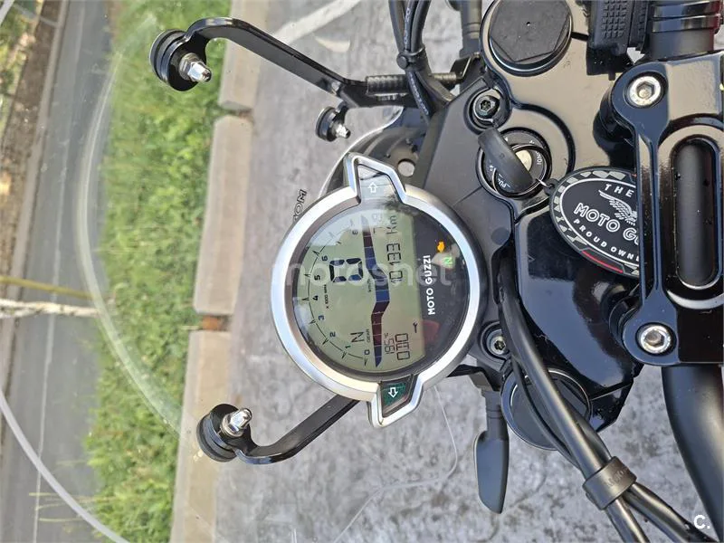 Moto Guzzi V7 – Vista 5