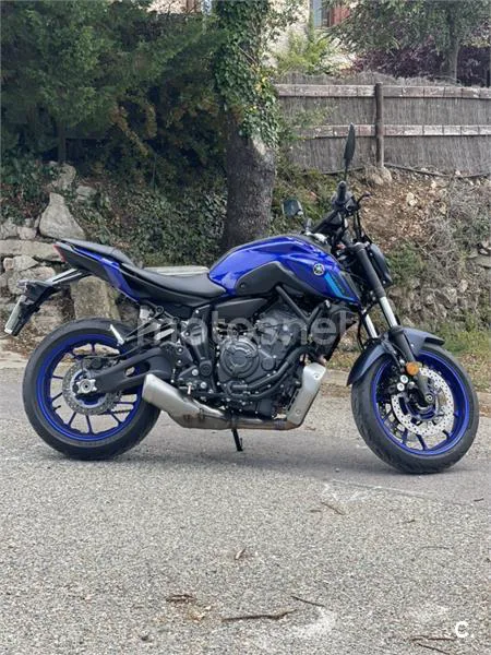Yamaha MT-07 - Vista 9
