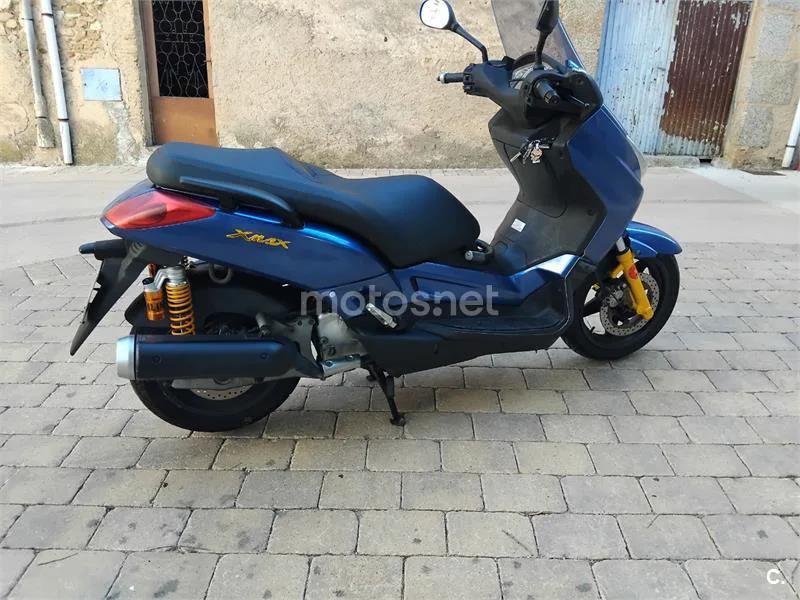 Yamaha XMAX 125 - Vista 3